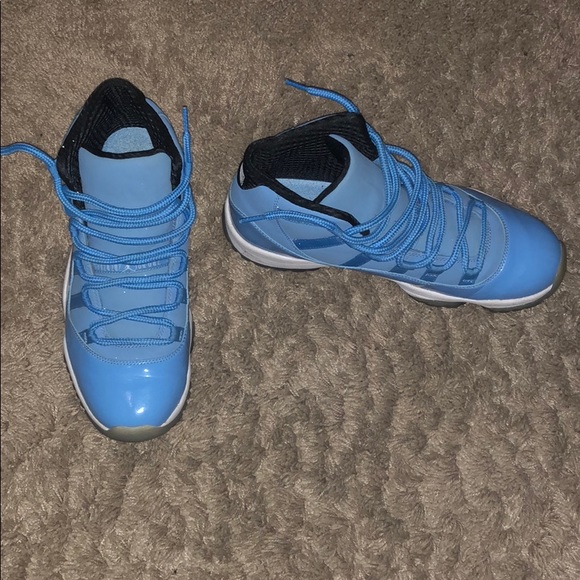 jordan 11 retro pantone